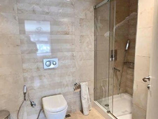 BAHCEŞEHİR SOFA DA GÖLET MANZARALI EŞYALI LÜX SİTE İÇİ DAİRE - Görsel 21