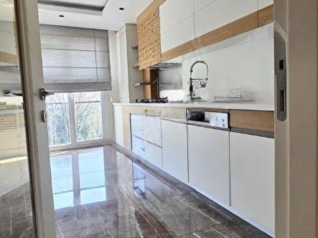 BAHCEŞEHİR SOFA DA GÖLET MANZARALI EŞYALI LÜX SİTE İÇİ DAİRE - Görsel 26