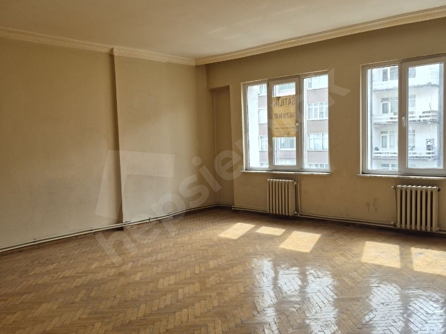 FUZULİ CADDESİNİN ÜZERİNDE SATLIK DAİRE - Görsel 11