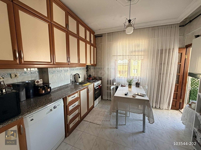 BÖLGE EMLAKTAN ALT KAYNARCADA 3+1 180 M2 KİRALIK 3+1 DAİRE - Görsel 14
