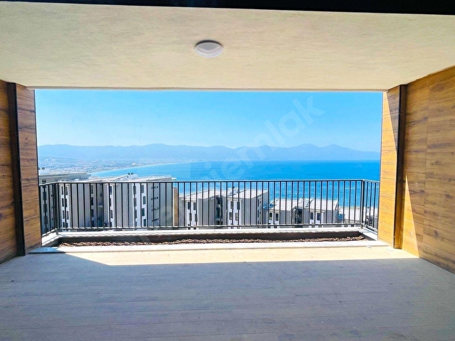 Full Deniz Manzaralı Satılık Daire, Havuzlu Site | Kuşadası - Görsel 2
