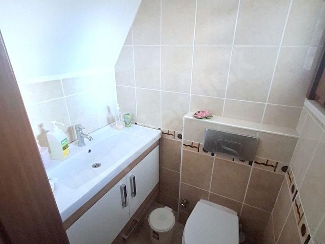BAYRAMOĞLU KASTEL TATİL KÖYÜNDE SATILIK VİLLA ÇEVİK EMLAKTAN - Görsel 13