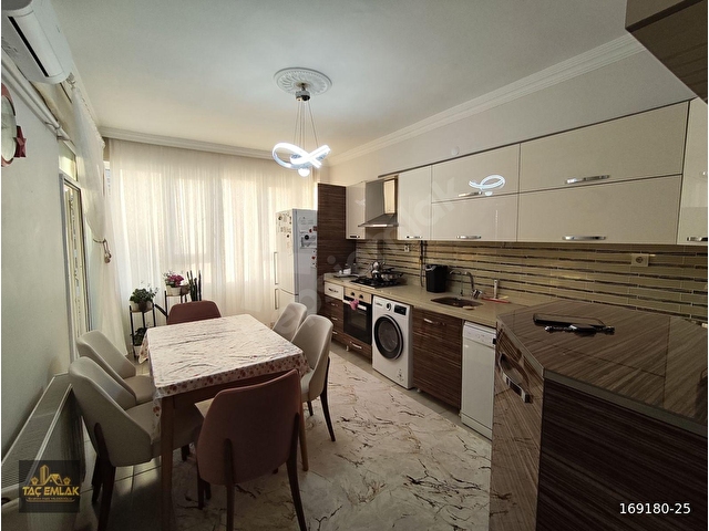 DOĞUKENTTE ARA KAT ÖNCEL CAMİİ YANI İÇİ BAKIMLI SATILIK DAİRE - Görsel 3