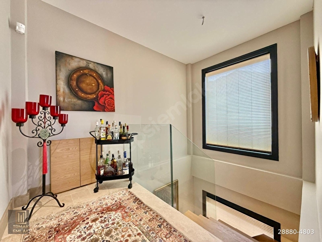 Gümüşlük 4+1 Sahile 600 m Modern Mimari Havuzlu Villa - Görsel 24