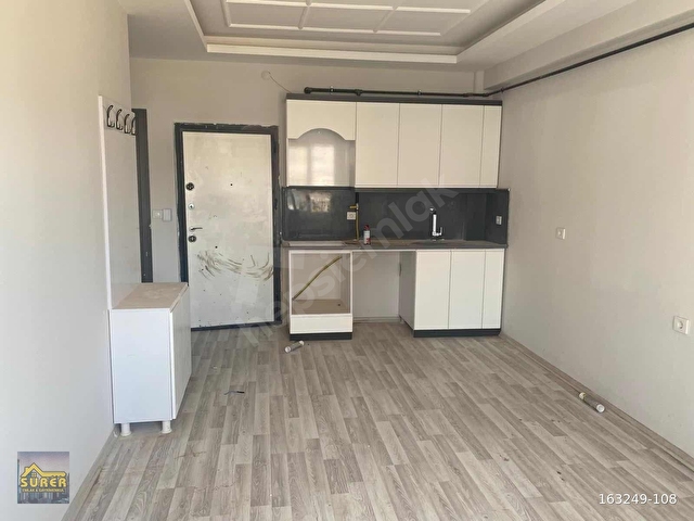 SÜRER EMLAK`TAN KİRALIK SIFIR 2+1 DAİRE`MİZ HASTANE YANINDADIR.