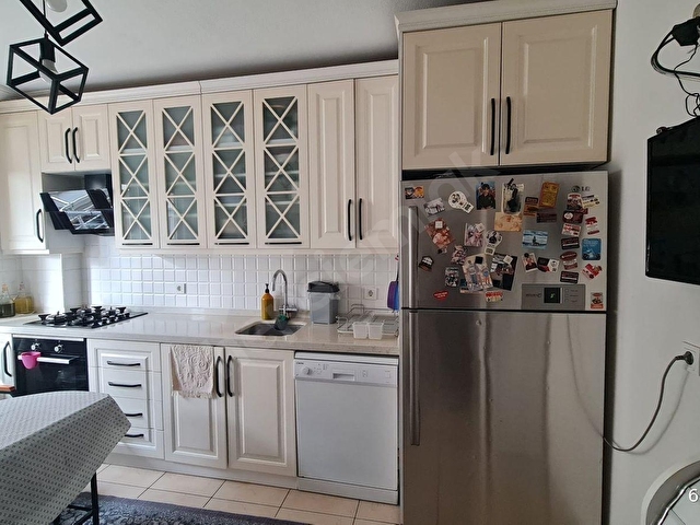 KÜÇÜKKUYU MERKEZDE KALORİFERLİ AYRI MUTFAKLI 2+1 SATILIK DAİRE - Görsel 11