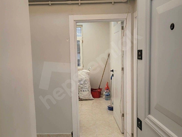 SAMSUN İLKADIM RASATHANE MAHALLESİNDE KAT TAPULU İÇİ YAPILI EBEVEYN BANYOLU 2+1 SATILIK - Görsel 18