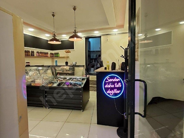 KAĞITHANE  EMNİYET EVLERDE DEVREN  waffle ve kumpir dükkanı - Görsel 15
