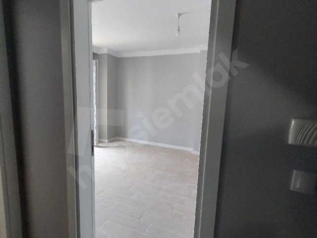 SÖĞÜTLÜ İLÇEMİZDE OKUL, HASTANE YAKINI KİRALIK SIFIR 1+1 DAİRE - Görsel 10