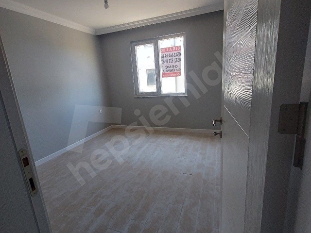 SÖĞÜTLÜ İLÇEMİZDE OKUL, HASTANE YAKINI KİRALIK SIFIR 1+1 DAİRE - Görsel 11