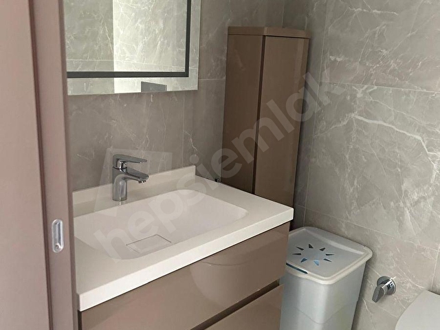 Gaziemir Aryom Koru Sitesi Havuz Cepheli 1+1 Eşyalı Kiralık - Görsel 8