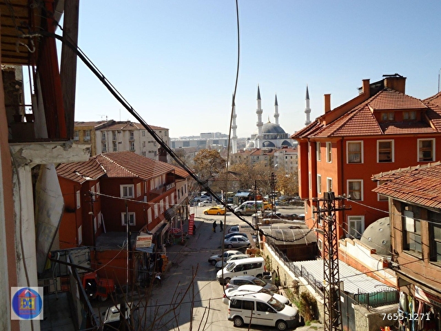 EGEMENDEN ULUS TARİHİ YAHUDİ MAHALLESİNDE SATILIK KOMPLE BİNA - Görsel 5