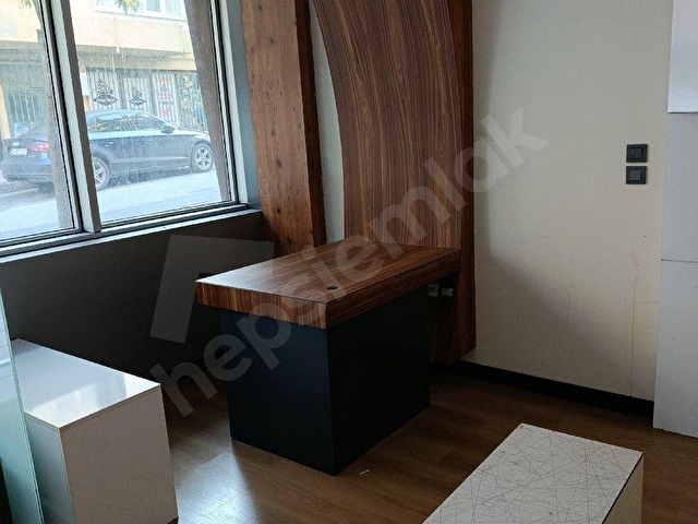 Atatürk caddesinde 80 metrekare kiralık dükkan büro fiyatı 35.000 - Görsel 3