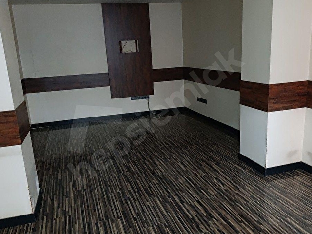 Atatürk caddesinde 80 metrekare kiralık dükkan büro fiyatı 35.000 - Görsel 5