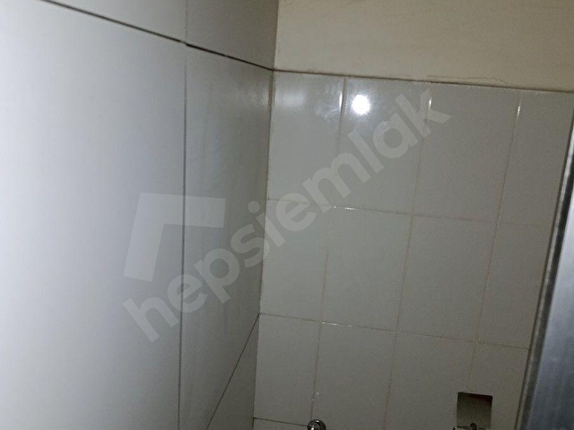 Atatürk caddesinde 80 metrekare kiralık dükkan büro fiyatı 35.000 - Görsel 15