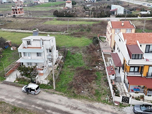 LAPSEKİ ÇARDAK’TA UYGUN FİYATLI VİLLA ARSASI - Görsel 3