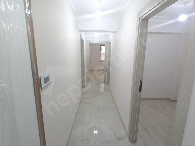 BAHÇELİEVLER ÇARŞAMBA PAZARI ALTI ULUBATLI HASAN CAMİ KARŞI SIFIR 3+1 100M2 2.4.KATLAR ASANSÖRLÜ - Görsel 6