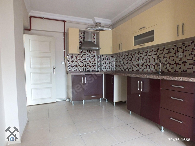 Çarşı Merkeze Yakın Kiralık 3+1 Daire - Görsel 8