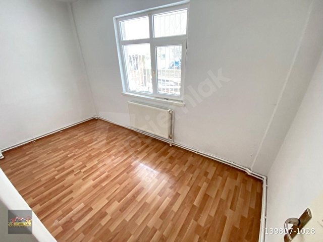 FURKAN EMLAKTAN YENIDOĞAN MAH 2+1 110M2 DIŞ CEPHELİ GİRİŞ KAT KIRALIK FIRSAT DAIRE - Görsel 14