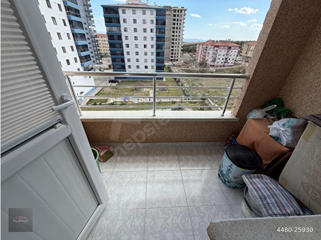 DÜZGÜN EMLAKTAN KATTA G.CEPHE YAPILI 3+1 GENİŞ VE FERAH DAİRE - Görsel 11