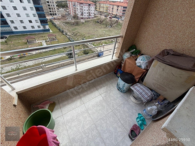 DÜZGÜN EMLAKTAN KATTA G.CEPHE YAPILI 3+1 GENİŞ VE FERAH DAİRE - Görsel 12