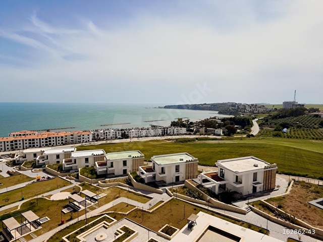 KAPTANDAN DENİZ HAVUZ MANZARALI ULTRA LÜKS SİTEDE FIRSAT DAİRE - Görsel 3
