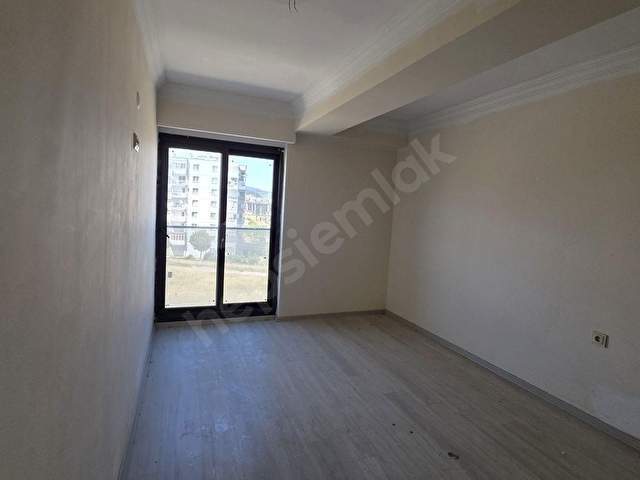 Ayrancılar İnönü Mahallesi Bahçeşehir Royal sitesinde Satılık 2+1 Daire - Görsel 4