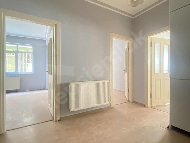YATIRIMKENTTEN BAHÇELİEVLERDE SATILIK 2+1 DAİRE - Görsel 22