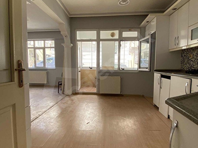 YATIRIMKENTTEN BAHÇELİEVLERDE SATILIK 2+1 DAİRE - Görsel 9