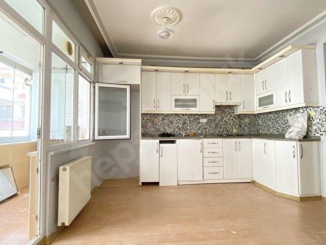 YATIRIMKENTTEN BAHÇELİEVLERDE SATILIK 2+1 DAİRE - Görsel 8