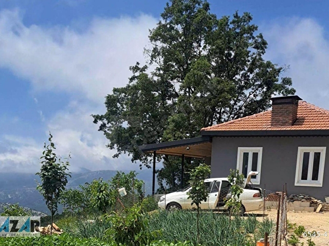 Alanya Bademağacı’nda Full Deniz ve Kale Manzaralı Ev ve Bahçe - Görsel 2