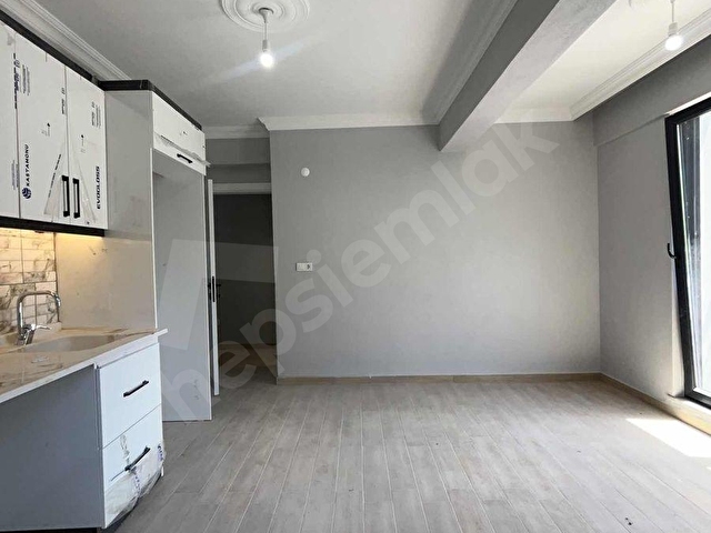 BİGADİÇ MERKEZDE SIFIR ASANSÖRLÜ BİNADA SATILIK 1+1 DAİRE - Görsel 7