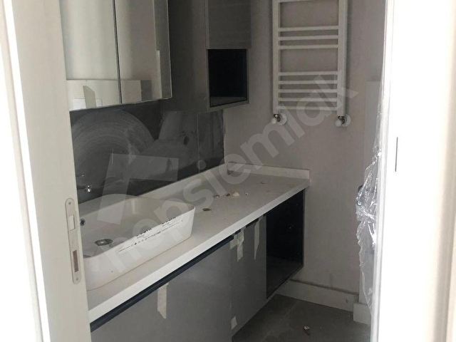 SYMDEN SARAYCIK MH ARA KATTA ASANSÖRLÜ EBEVENY B. GİYİNME ODALI YAPILI 3+1DAİREE - Görsel 26