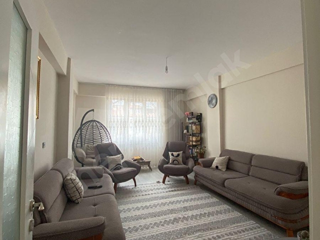 Başakta Cadde Üzeri Satılık 2+1 Daire - Görsel 19