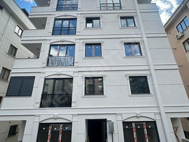 ▃ARTEMİN▃KÜÇÜKYALIDA MERKEZİ KONUMDA SIFIR 3.KAT 100m² 3+1