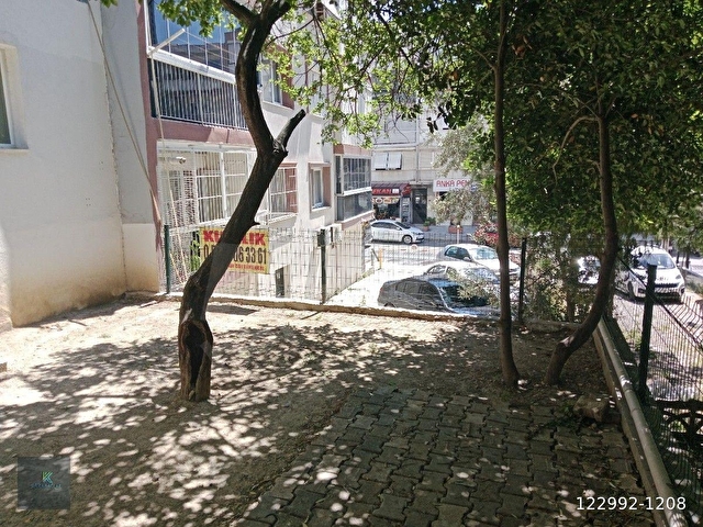 Poligon metro yakını 3+1, bahçeli,yazlık tadında