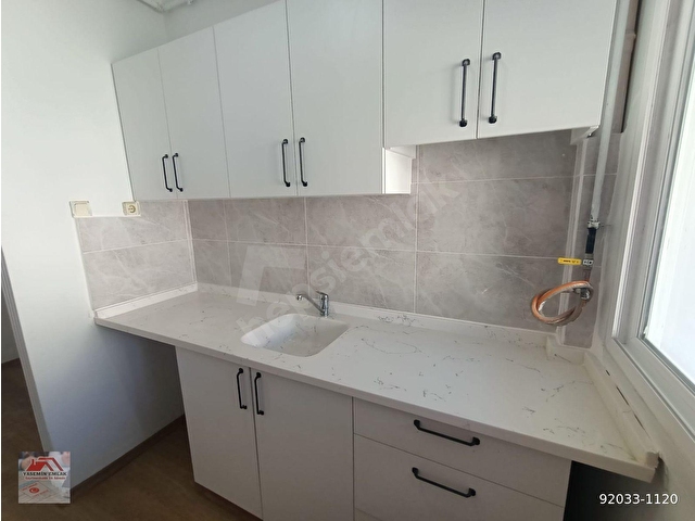 YASEMİN EMLAKTAN ÇINARCIK MERKEZ  1 KAT KAT MÜLKİYETİ  2+1 DAİRE - Görsel 5