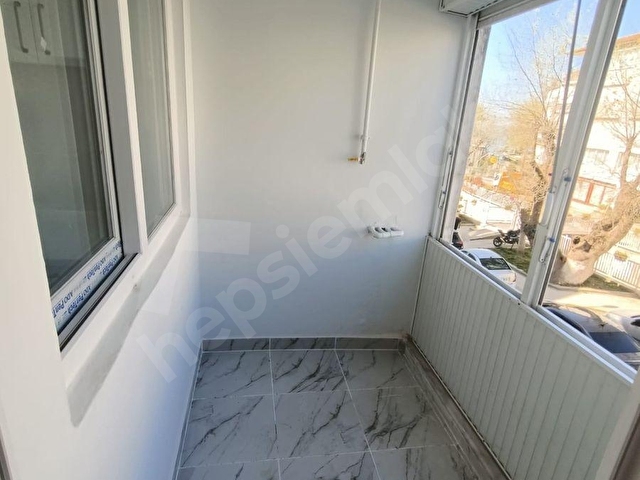 YASEMİN EMLAKTAN ÇINARCIK MERKEZ  1 KAT KAT MÜLKİYETİ  2+1 DAİRE - Görsel 13