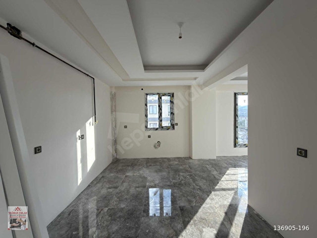 YAĞMUR EMLAKTAN SATILIK BOR YOLUNDA 4+1 LÜKS FUL YAPILI DAİRE - Görsel 2