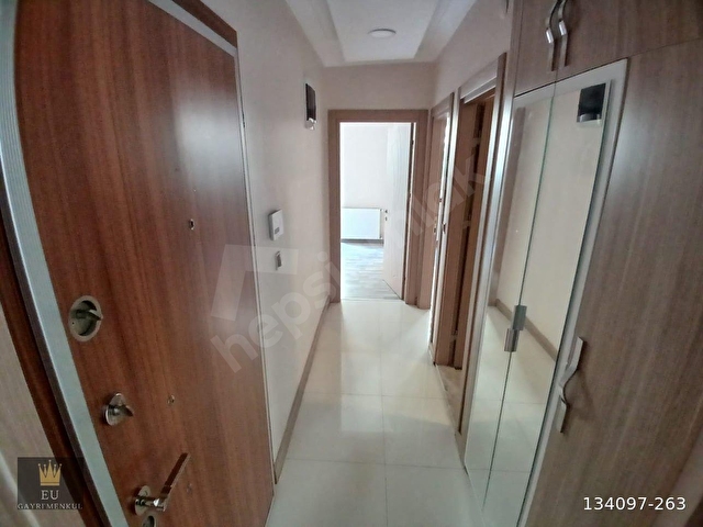 EDREMİT MERKEZDE BAHÇE KULLANIMLI GİRİŞ KAT 2+1 ÖN CEPHE DAİRE - Görsel 19
