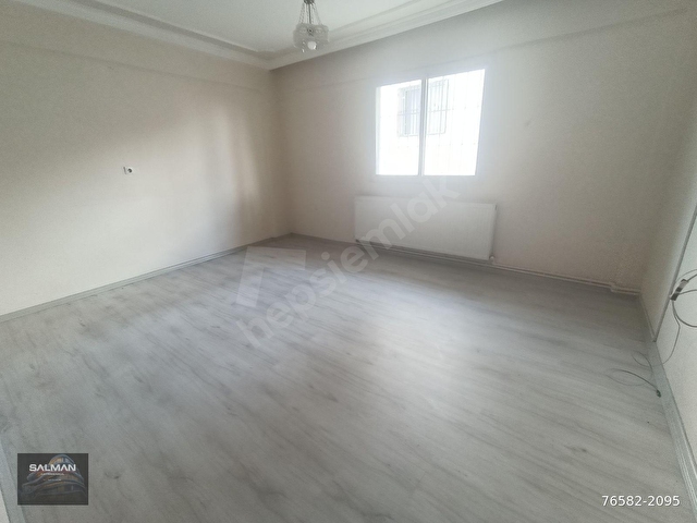 SALMANDAN BAYRAKLI NAFİZ GÜRMAN MAH KİRALIK 2+1 DAİRE