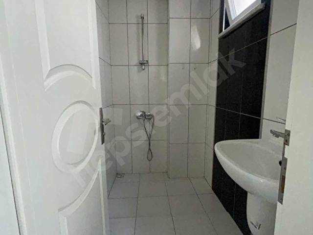 ALTIEYLÜL PLEVNE MAHALLESİNDE KİRALIK EŞYALI DAİRE - Görsel 10