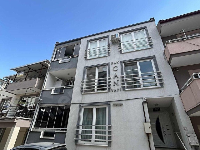 ALTIEYLÜL PLEVNE MAHALLESİNDE KİRALIK EŞYALI DAİRE