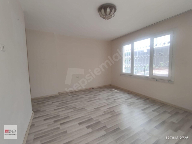 RW MEFDEN PİRİREİS MH. ZEMİN KAT GENİŞ 3+1 KİRALIK DAİRE - Görsel 13