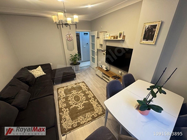 ROYALMAXDAN ANA CADDE METRO TRAMVAY YAKINI 2 KAT 75 M² DAİRE - Görsel 6