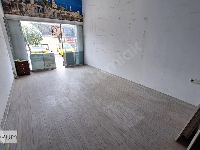 Bodrum Çarşı da Atatürk Caddesi nde Kiralık Dükkan - Görsel 3