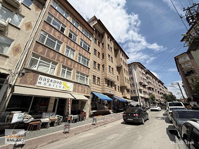 SAYMANDAN KIBRIS CADDESİ ÜZERİNDE İÇİ FUL YAPILI EŞYALI 2+1 - Görsel 28