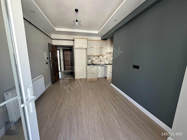 EMLAK KENT ESENTEPE MAH.DE MÜKKEMMEL KONUMDA KİRALIK 1+1 DAİRE - Görsel 8