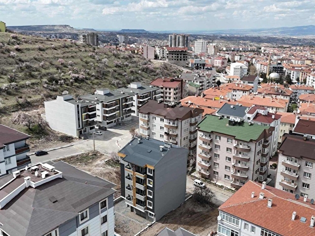 EMLAK KENT ESENTEPE MAH.DE MÜKKEMMEL KONUMDA KİRALIK 1+1 DAİRE - Görsel 3