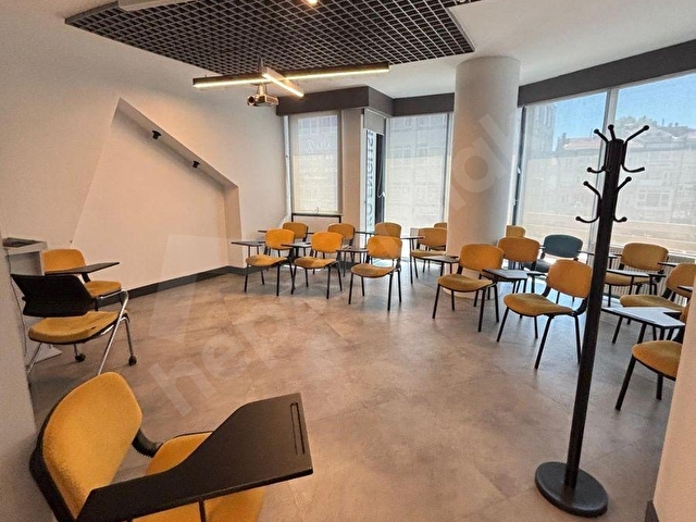 KADIKÖY ALTIYOLDA 4 KATLI TERASLI KİRALIK OFİS - Görsel 17